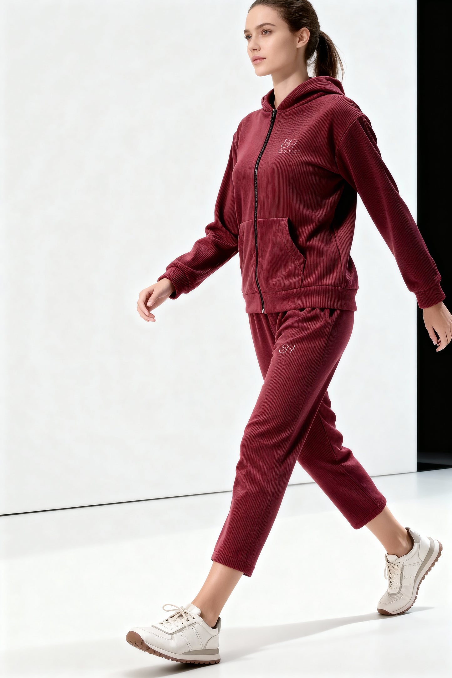 Elite Fame CasaVelour™ (Maroon)