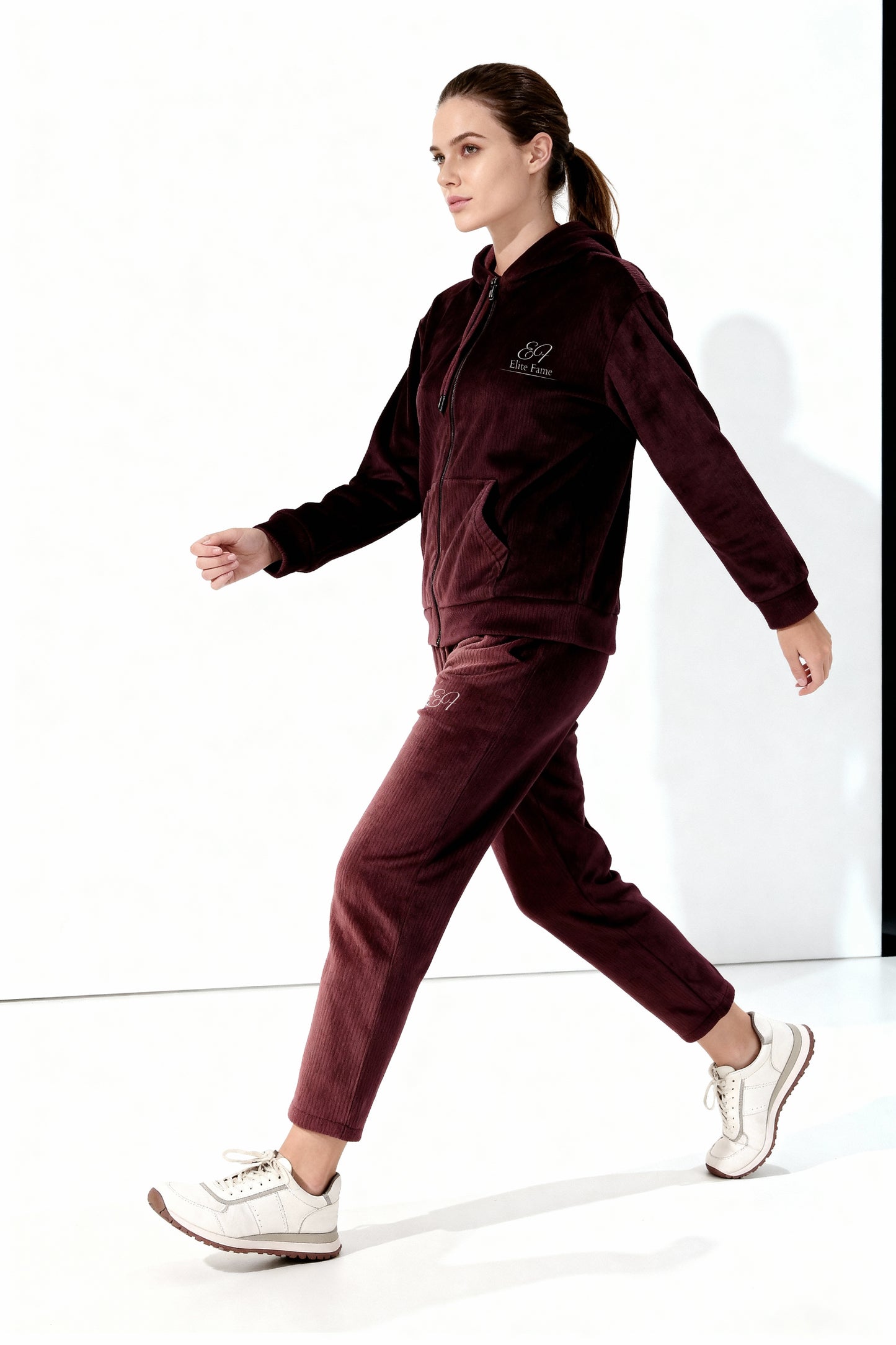 Elite Fame CasaVelour™ (Maroon)